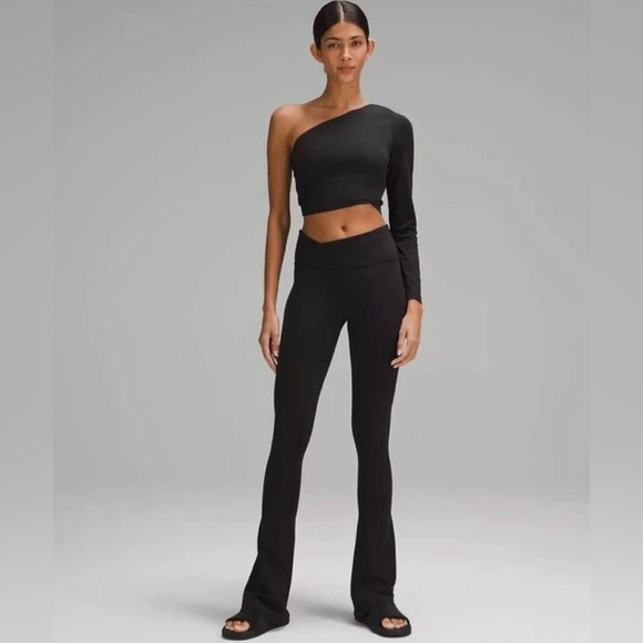 NWT Lululemon Align Asym Mini Flare 32”, Black, Size 8 - Picture 2 of 9